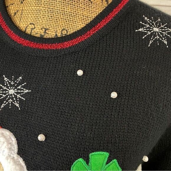 Red Label Fuzzy Santa Christmas Pullover Sweater Black Red Small - Picture 6 of 11